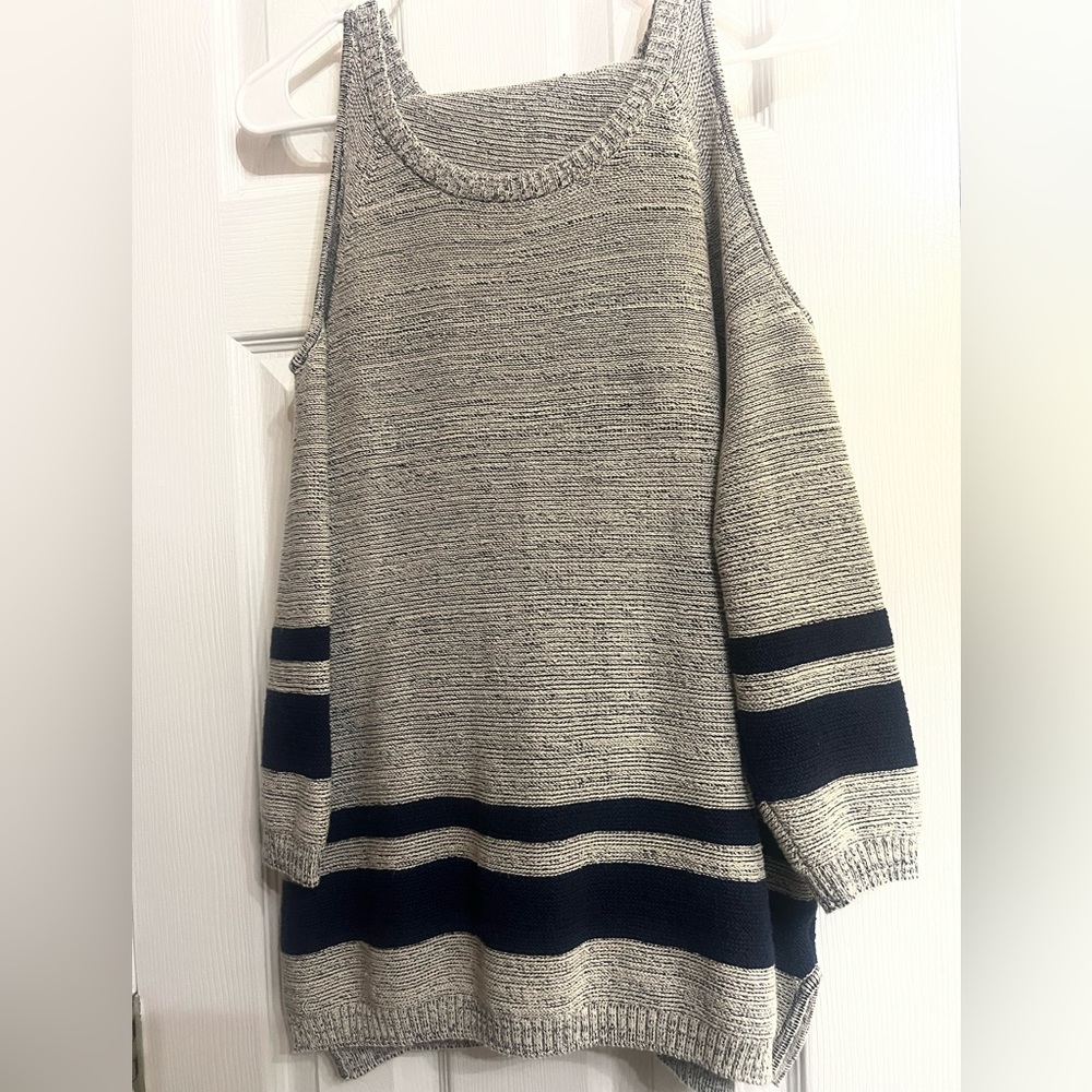 Two piece RVCA set - Picture 3 of 5